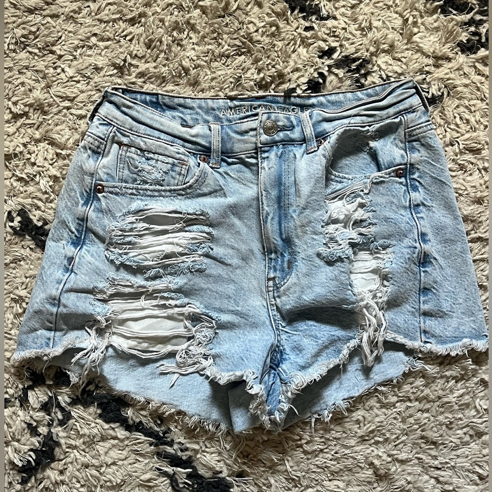 American Eagle Dream Curve high waisted denim shorts